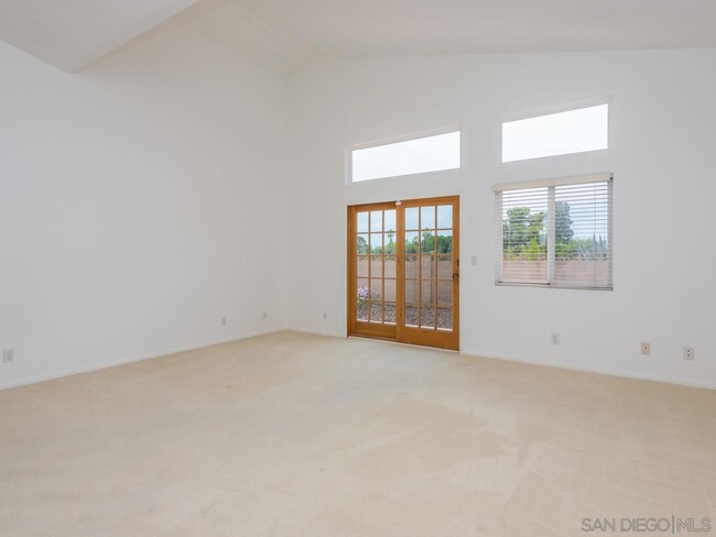 Building Photo - 8584 Cliffridge Ave