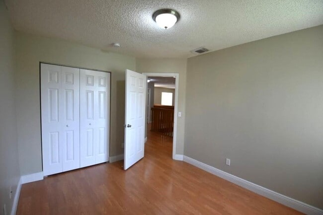 Building Photo - 13440 SW 24th St