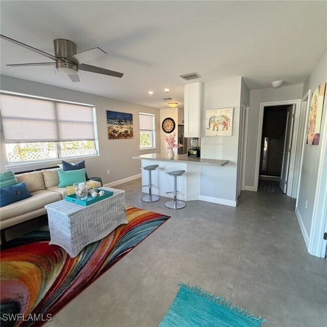 Building Photo - 4518 W Alhambra Cir