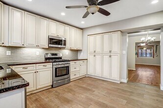 Building Photo - 3351 Clay St NE