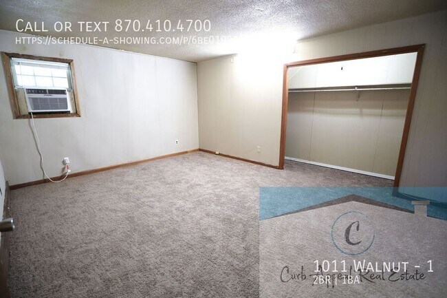 Building Photo - 1011 Walnut-1