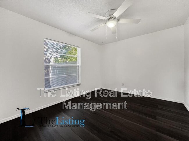 Building Photo - 1317 Coolridge Dr