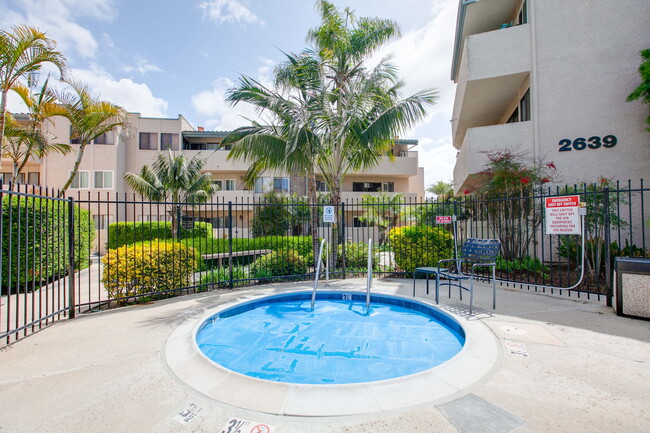Building Photo - 2625 Pirineos Way