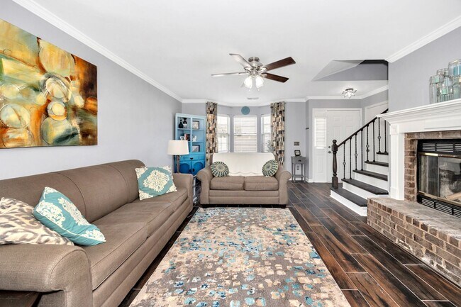 Building Photo - Welcome Home!