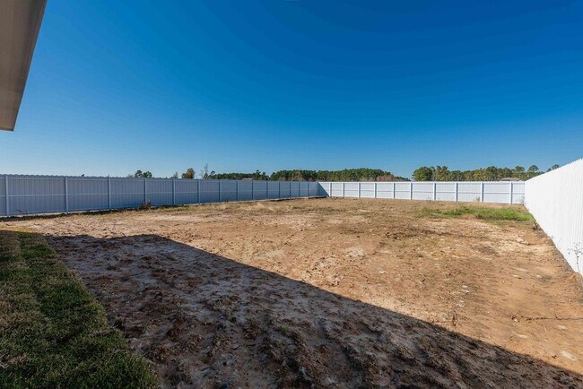 Building Photo - 208 Rd 5714