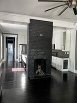 living room - gas fireplace - 1052 E Saint Catherine St