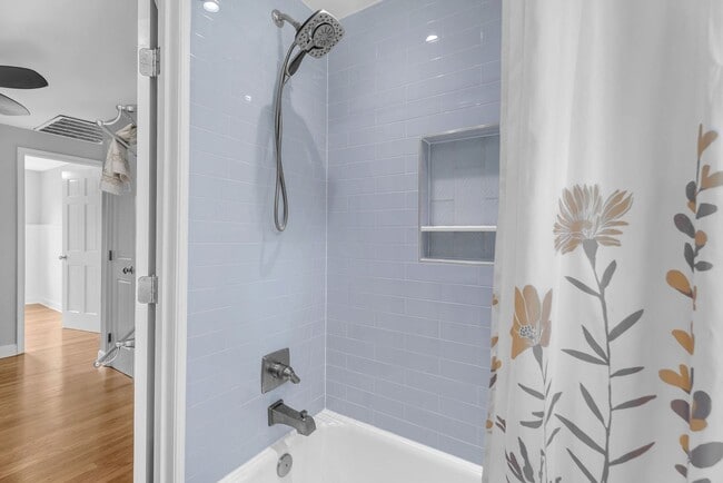 Building Photo - Charming Alexandria Home in Del Ray
