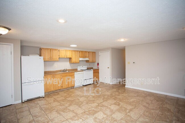 Building Photo - 26 Teaberry Ct