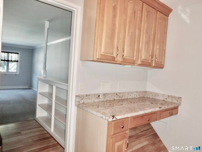 Building Photo - 245 Unquowa Rd