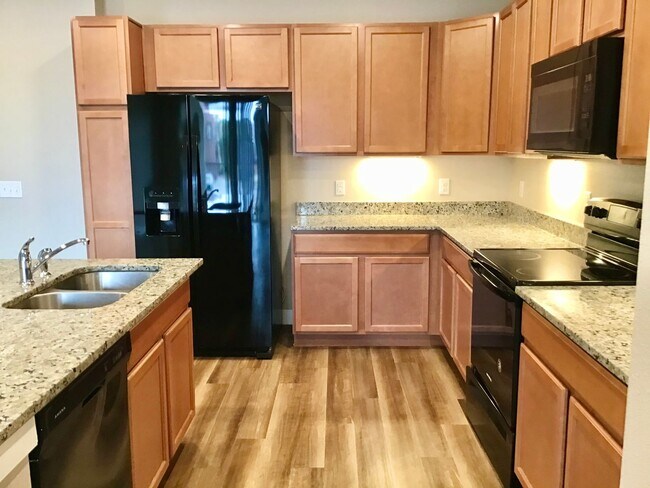 Building Photo - Wonderful 2bed 2 bath condo for rent at LI...