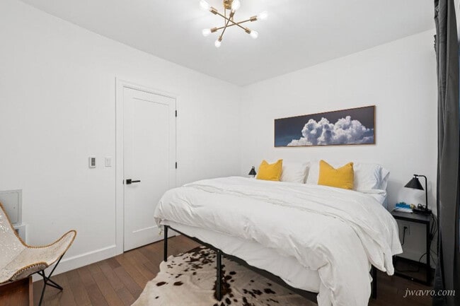 Building Photo - 919 Vallejo St