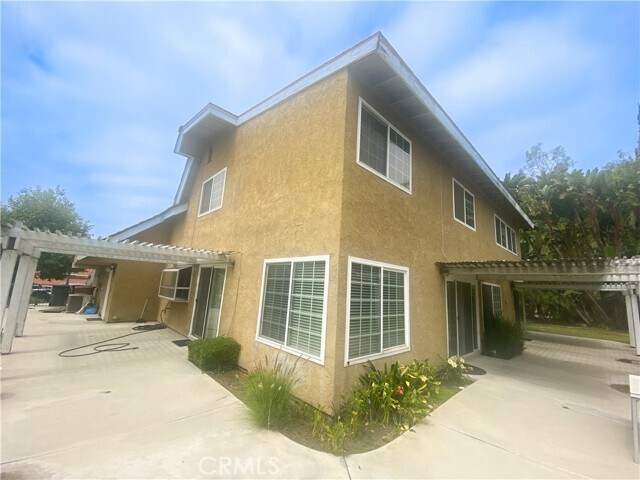 Building Photo - 20692 Cottonwood Rd