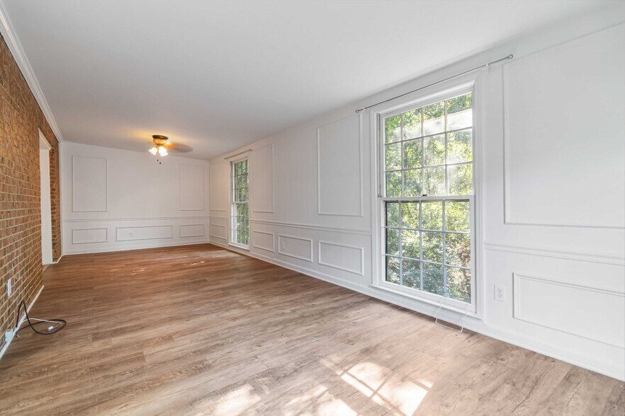Building Photo - 6500 Gaines Ferry Rd