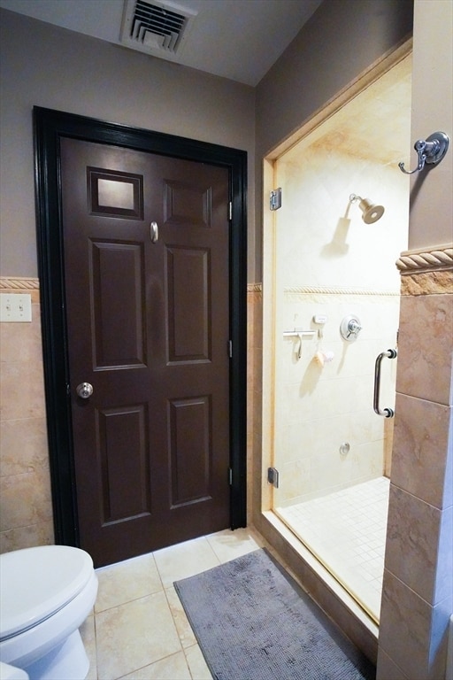 Building Photo - 95 Dix St