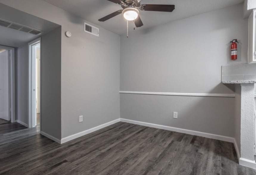 Interior Photo - Northlake Manor Apartments