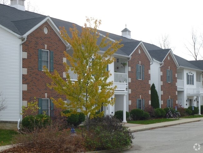 Building Photo - Forest Ridge