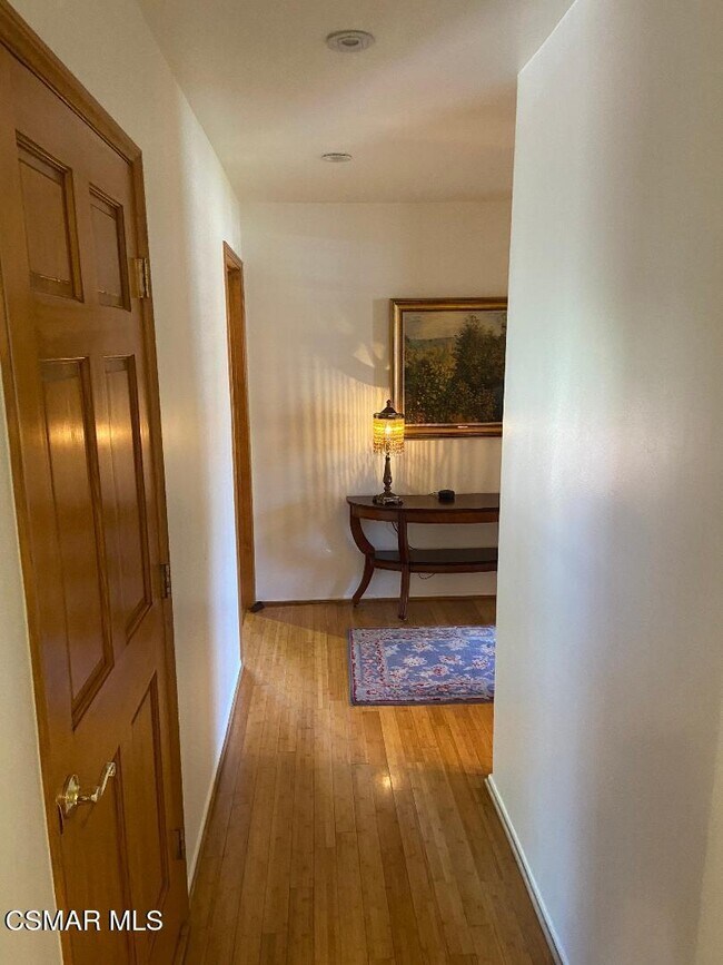 Building Photo - 2141 Basswood Ct