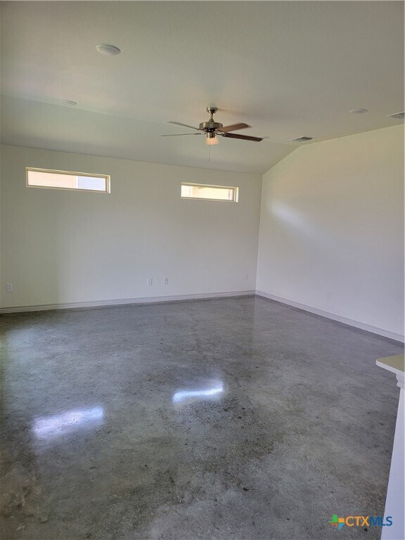 Building Photo - 818 Freedom Cir