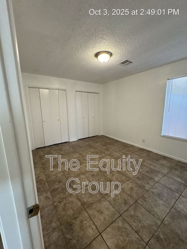 Building Photo - 2724 S Sallee Ct