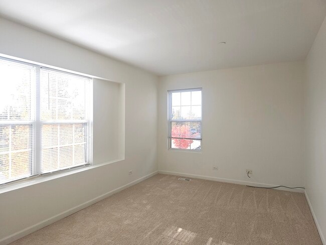 Building Photo - 171 Willoughby Ct