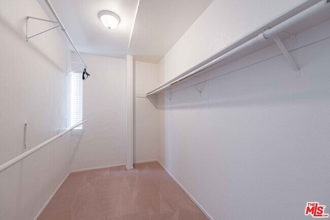 Building Photo - 27821 Via Amistosa