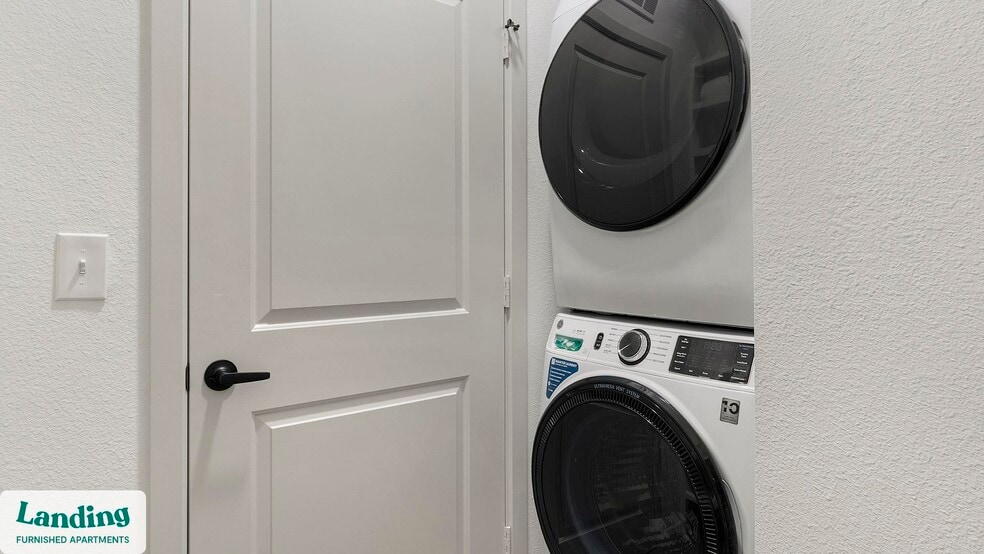 Building Photo - 7455 W Camp Wisdom Rd