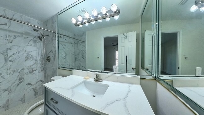 Building Photo - 111 Georgetown Dr