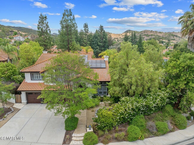 Building Photo - 2521 Sandycreek Dr