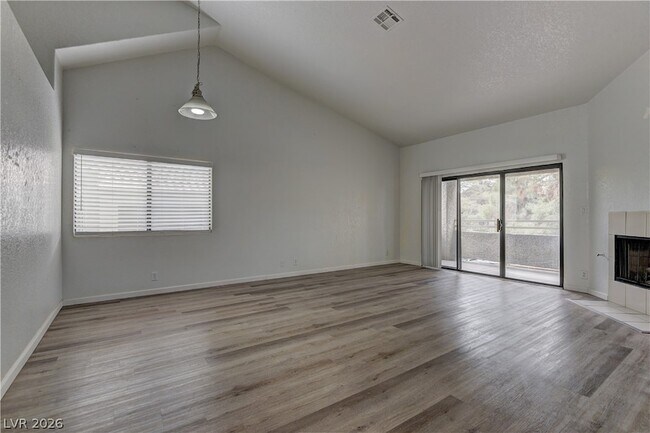 Building Photo - 5056 S Rainbow Blvd