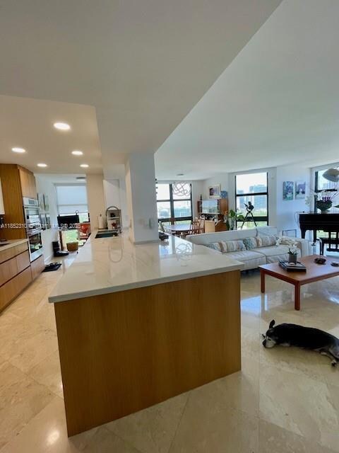 Building Photo - 1865 Brickell Ave