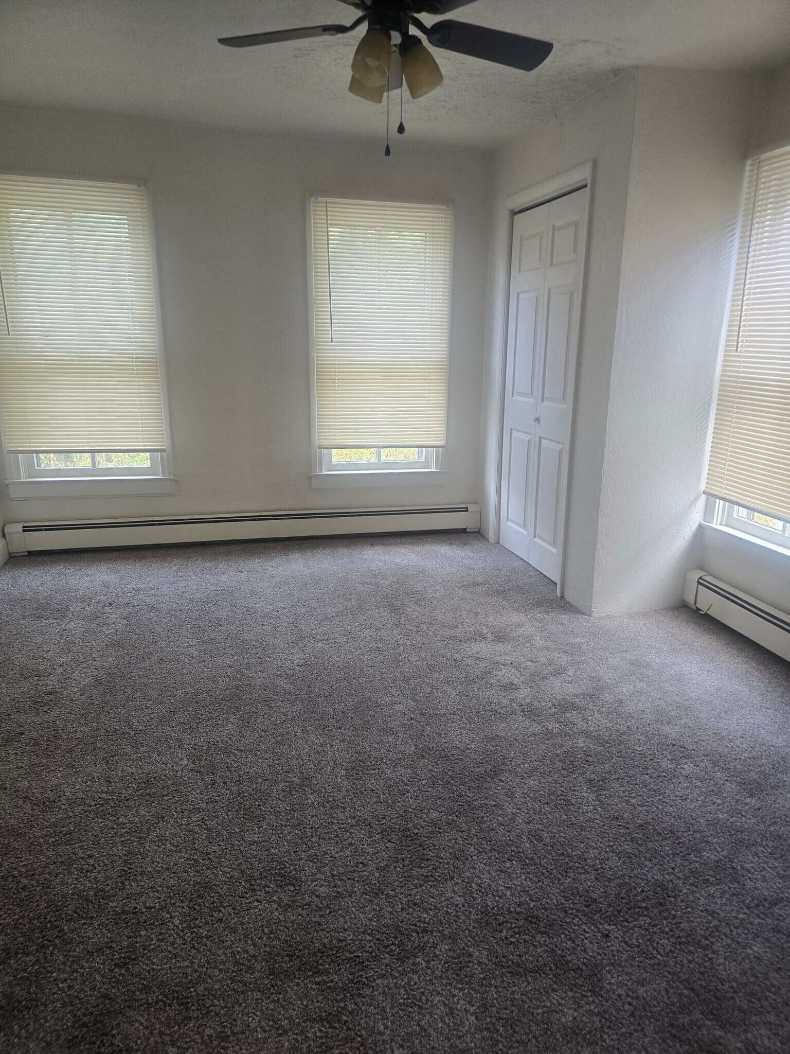 Building Photo - 708 Erie St