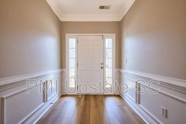 Building Photo - 5 Norwell Ln