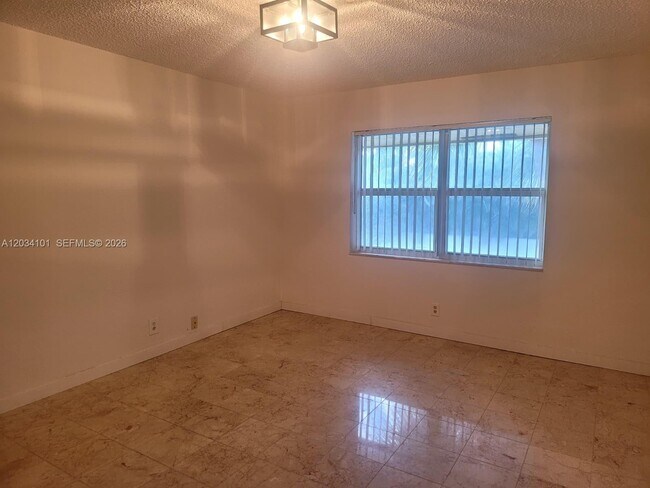 Building Photo - 1231 NW 13th St
