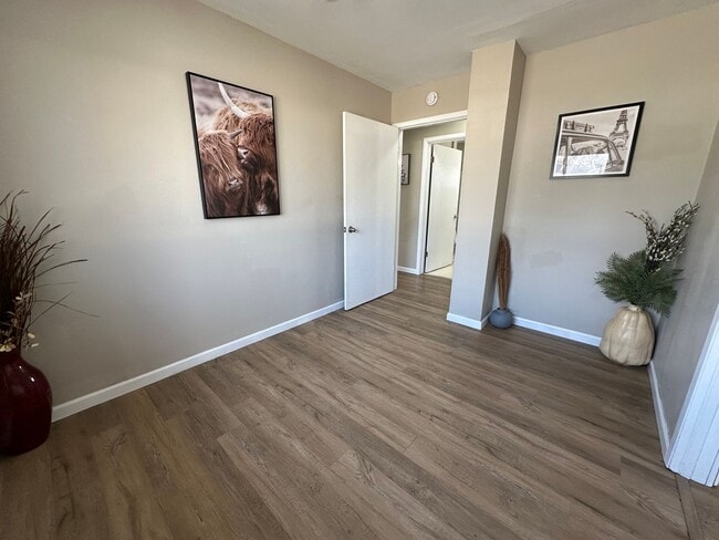 Building Photo - 4039 Niles St