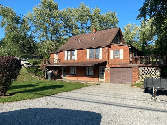 Primary Photo - 1.5 Story house in Mars Area School District