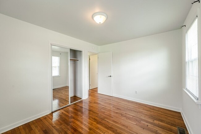 Building Photo - 9507 Stockbridge Dr