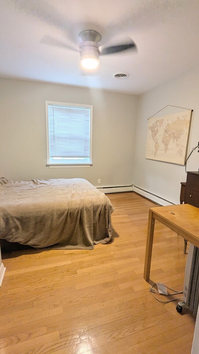 Building Photo - 2343 Penrose Dr