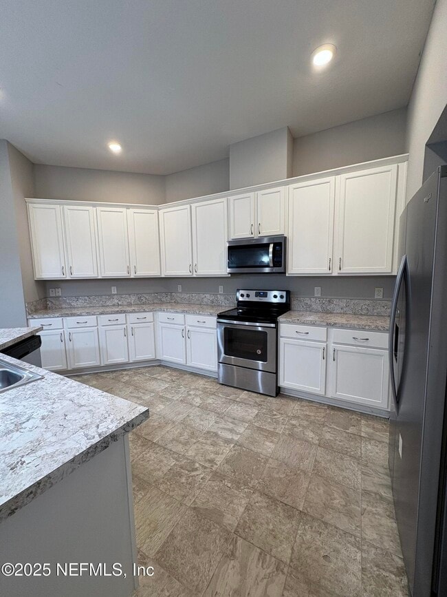 Building Photo - 13491 Avery Park Ln