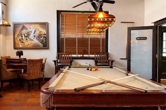 Building Photo - 104 NE 2nd St