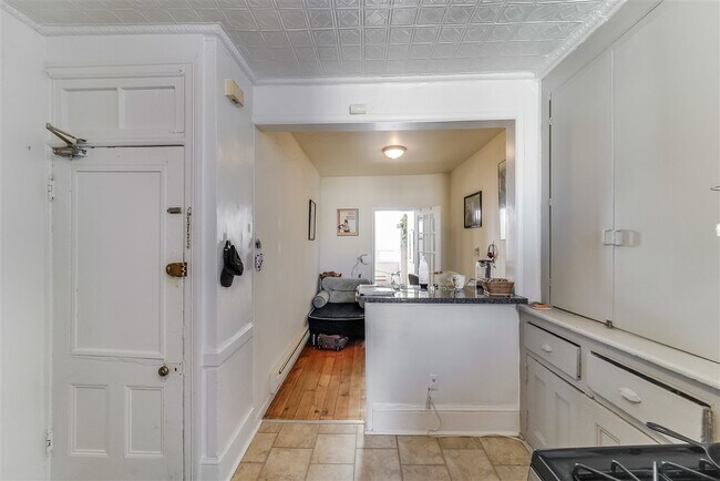 Building Photo - 120 Jefferson St