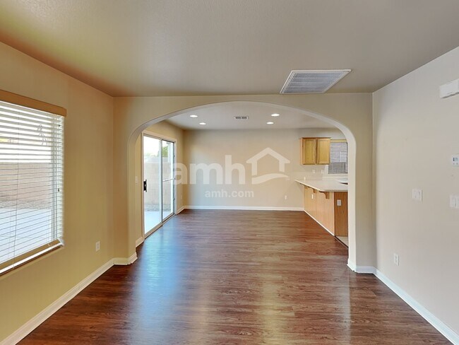 Building Photo - 8920 Bonneville Peak Ct