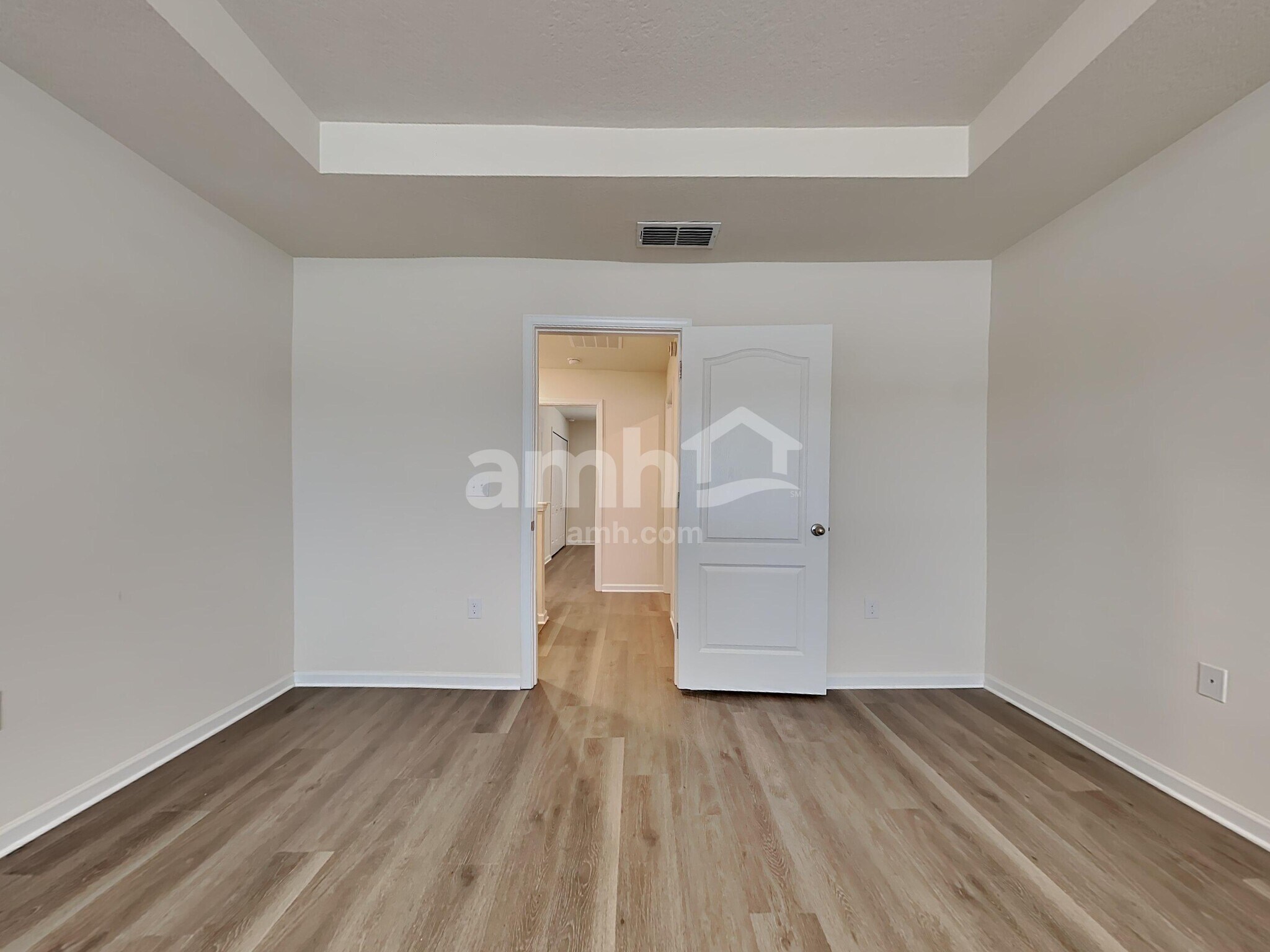 Building Photo - 22 N Hamilton Springs Rd