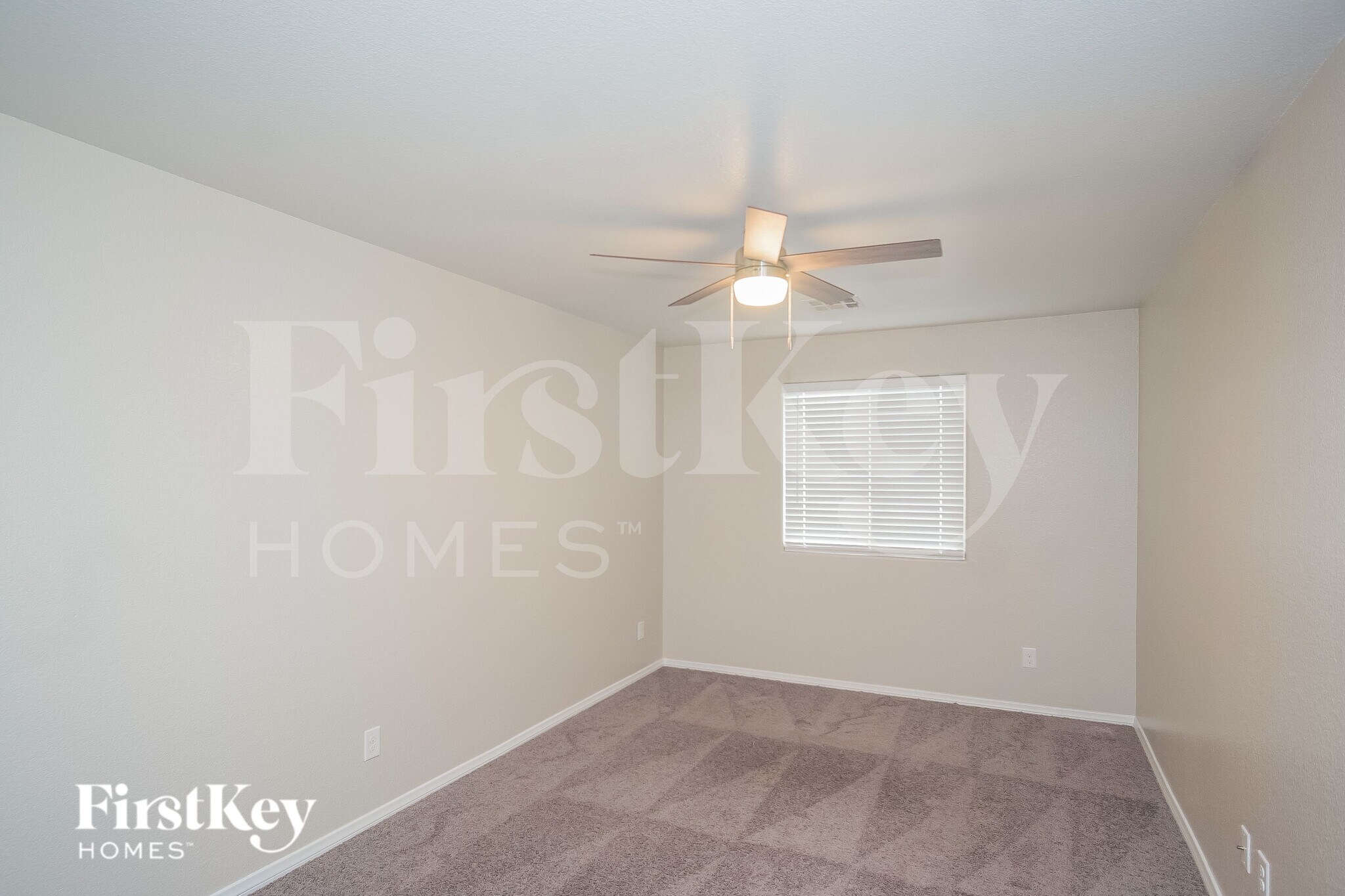 Building Photo - 6710 Crystal Run Ln