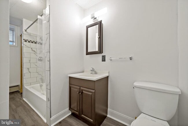 Building Photo - 1332 S 7th St