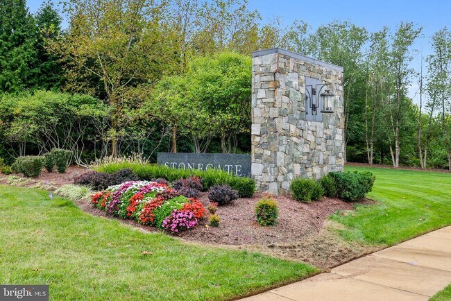 Building Photo - 21234 Park Grove Terrace