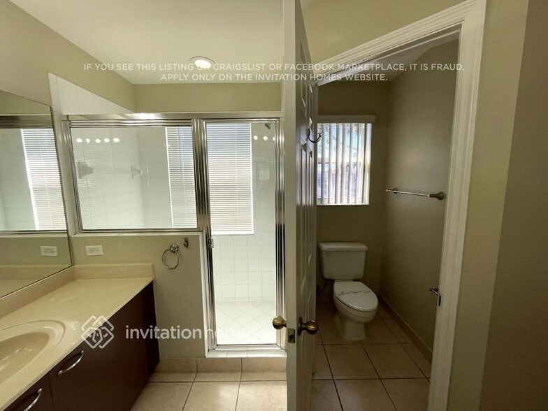 Building Photo - 3994 Crescent Creek Dr