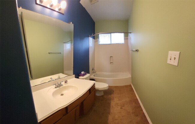 Building Photo - 11423 Royal Thistle Ct