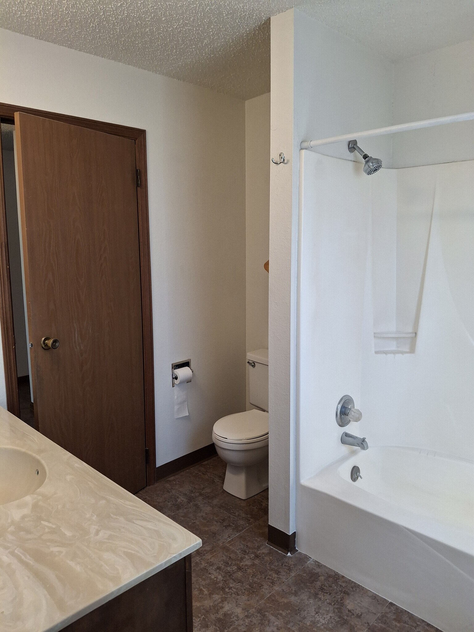 Building Photo - 1304 Galeta Ave