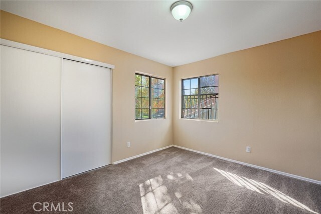 Building Photo - 325 Rainbow Terrace