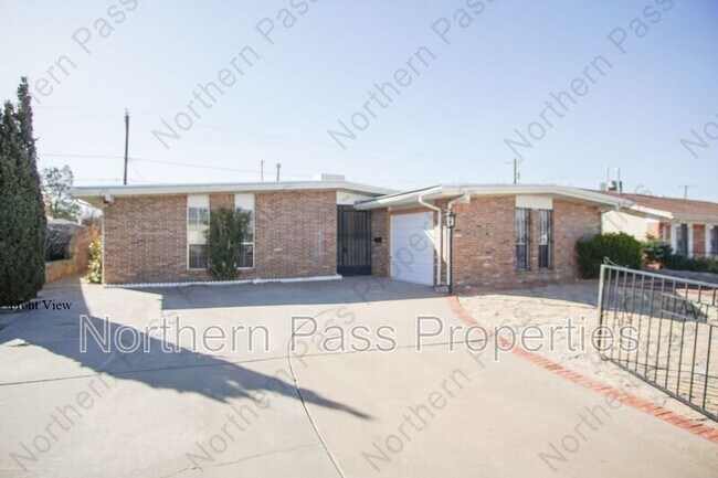 Building Photo - 10109 Milan St